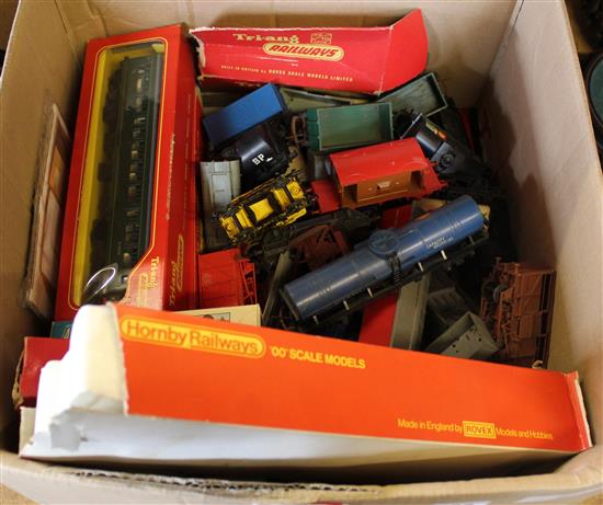 2 boxes of mixed toy trains, engines, carriages etc